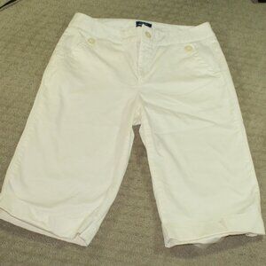 Dockers Bermuda Shorts Women's Size 8 White Stretch Comfort Waist 15" Inseam